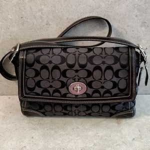 Coach Signature Hampton Bag